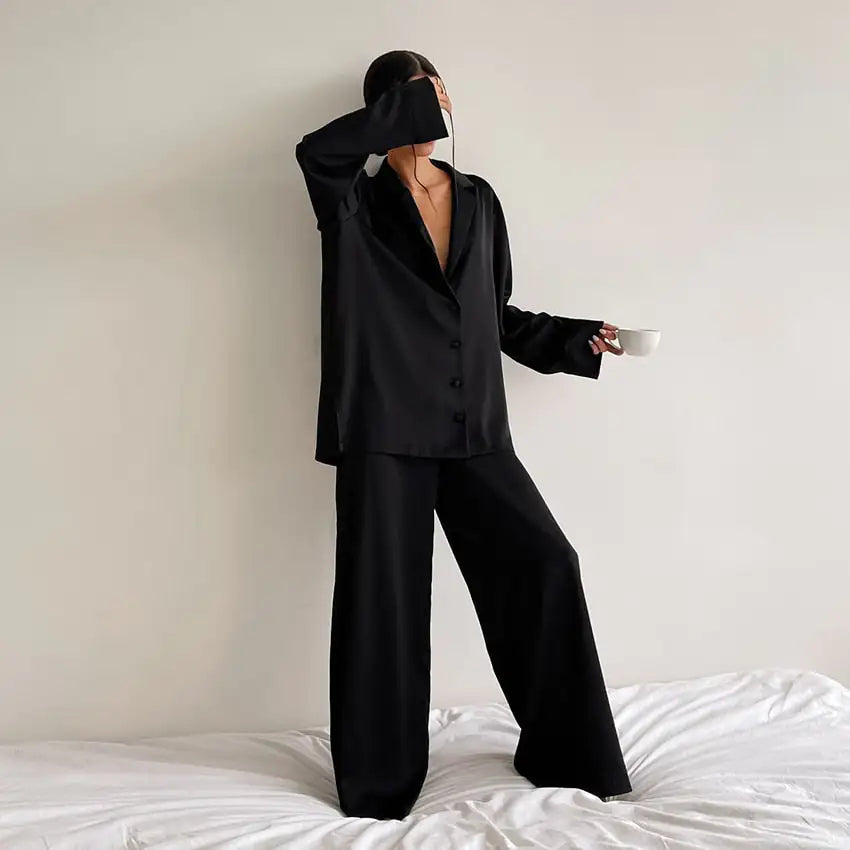 Viva Luxe Silk Pyjama - Tidlös sidenpyjama för stil och komfort
