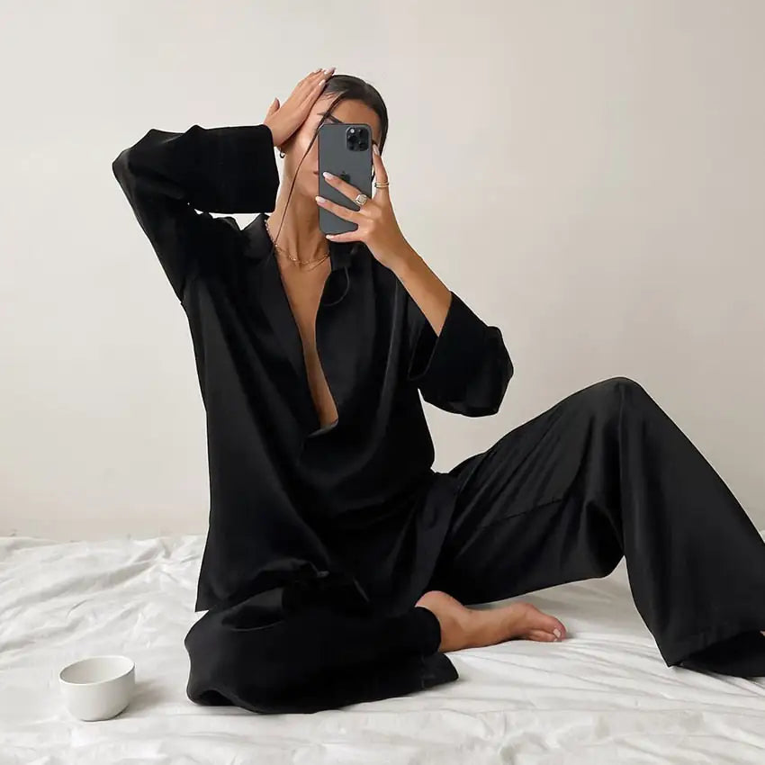 Viva Luxe Silk Pyjama - Tidlös sidenpyjama för stil och komfort